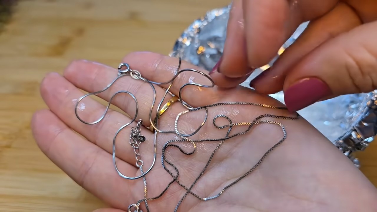 Clean silver jewelry at home