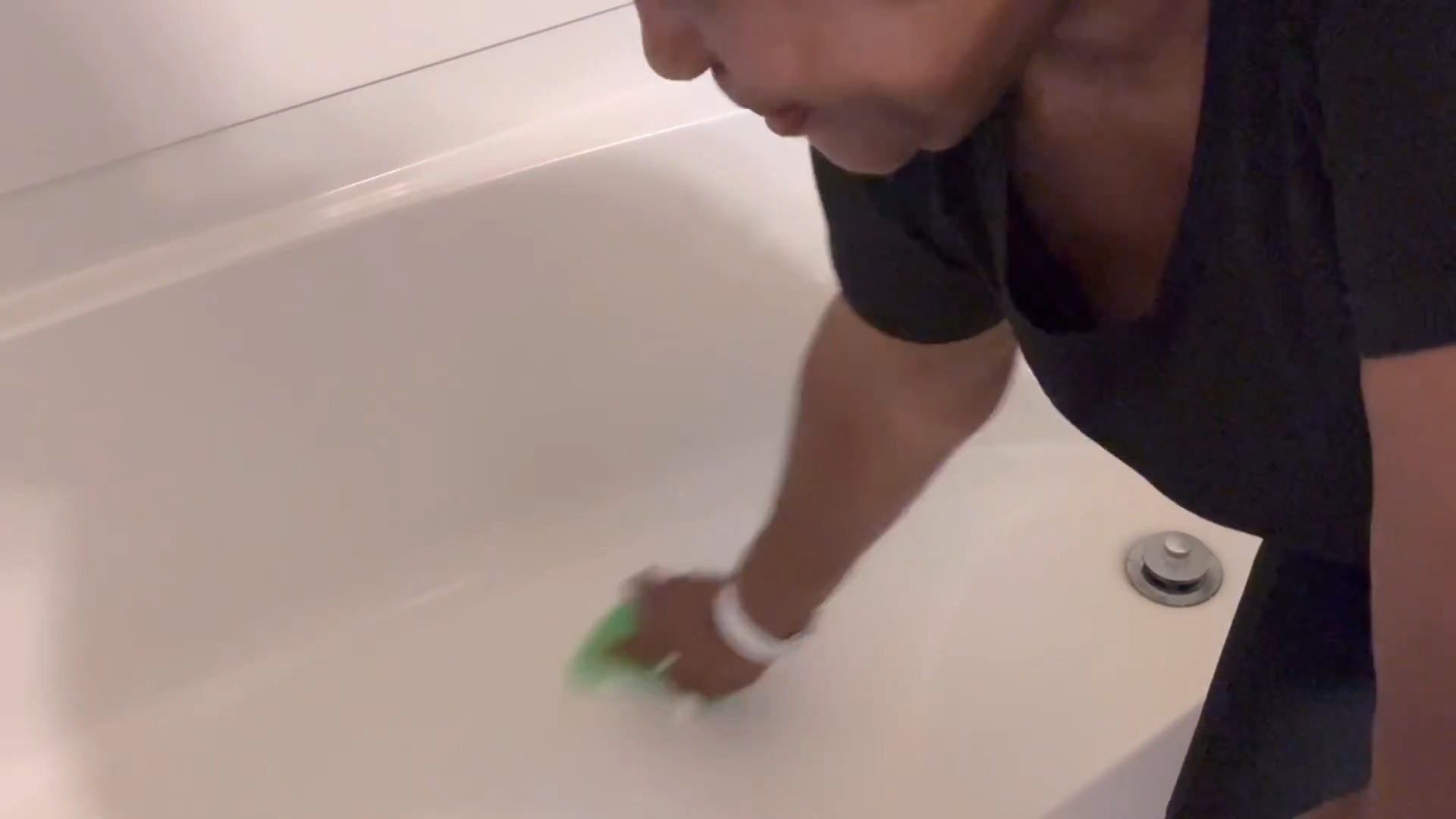 Shaving Foam Cleaning Hacks