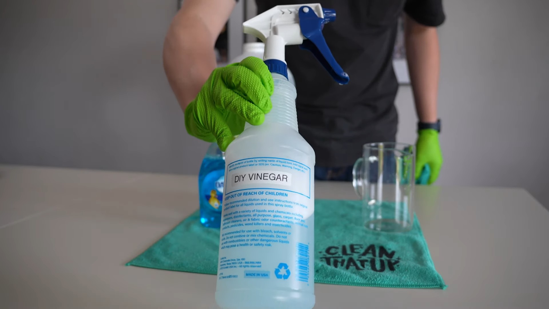 DIY Vinegar Cleaning Hacks