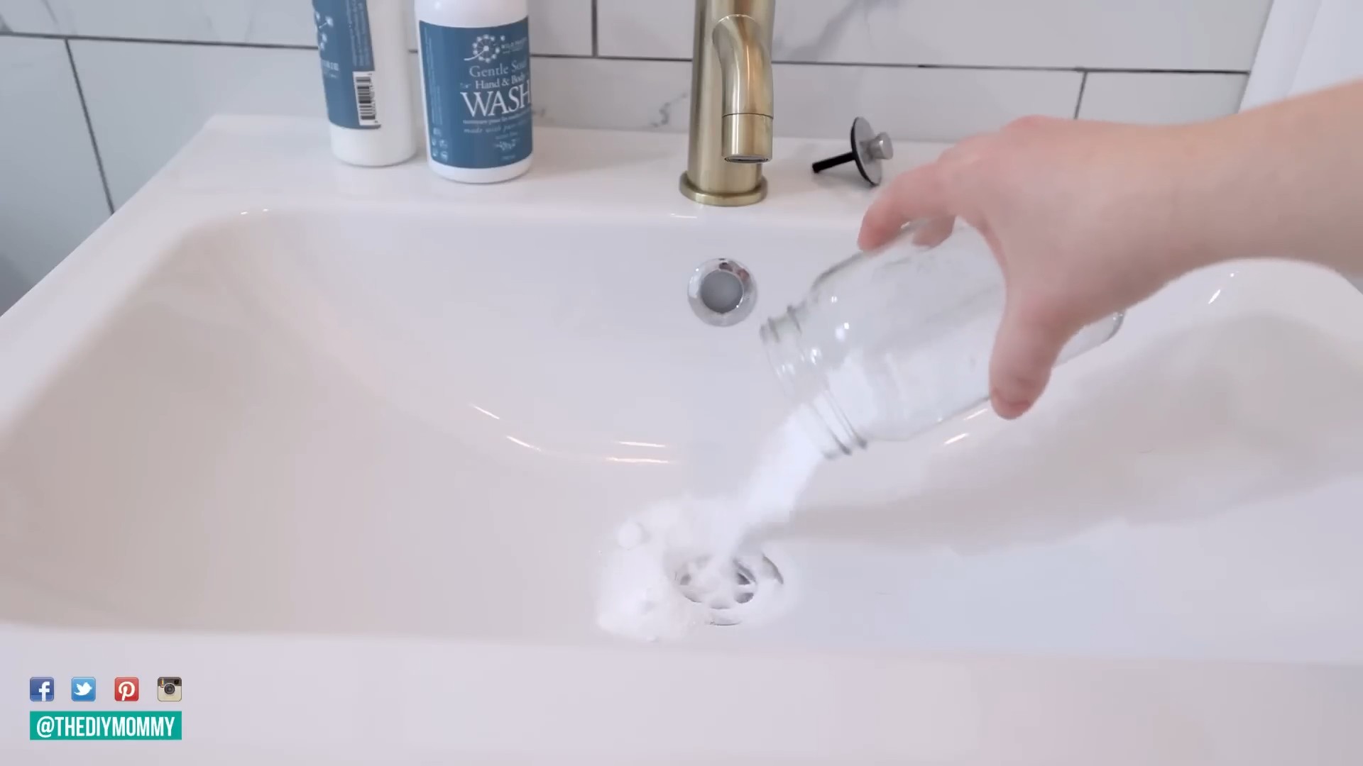 Baking Soda Cleaning Hacks